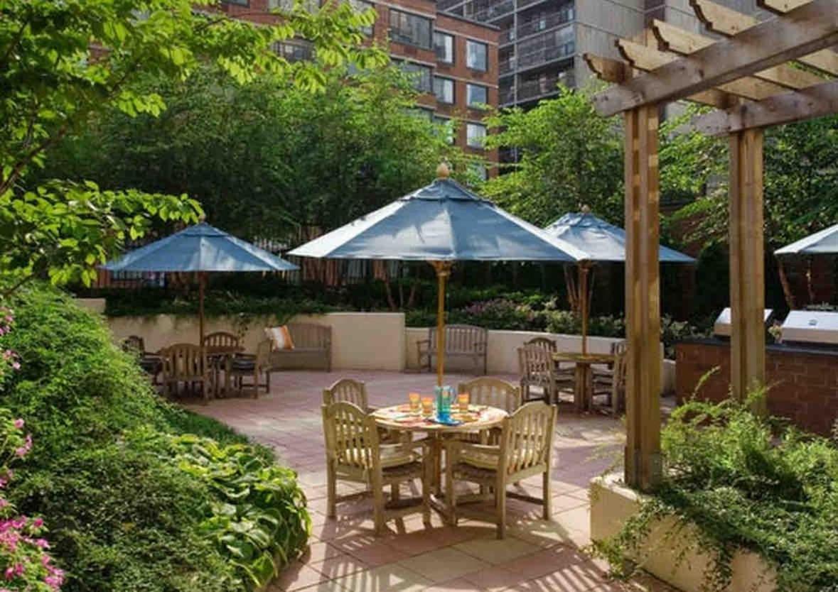 Apartment Midtown High Floor Fantastic Panoramic View Corner 2 Bedroom *